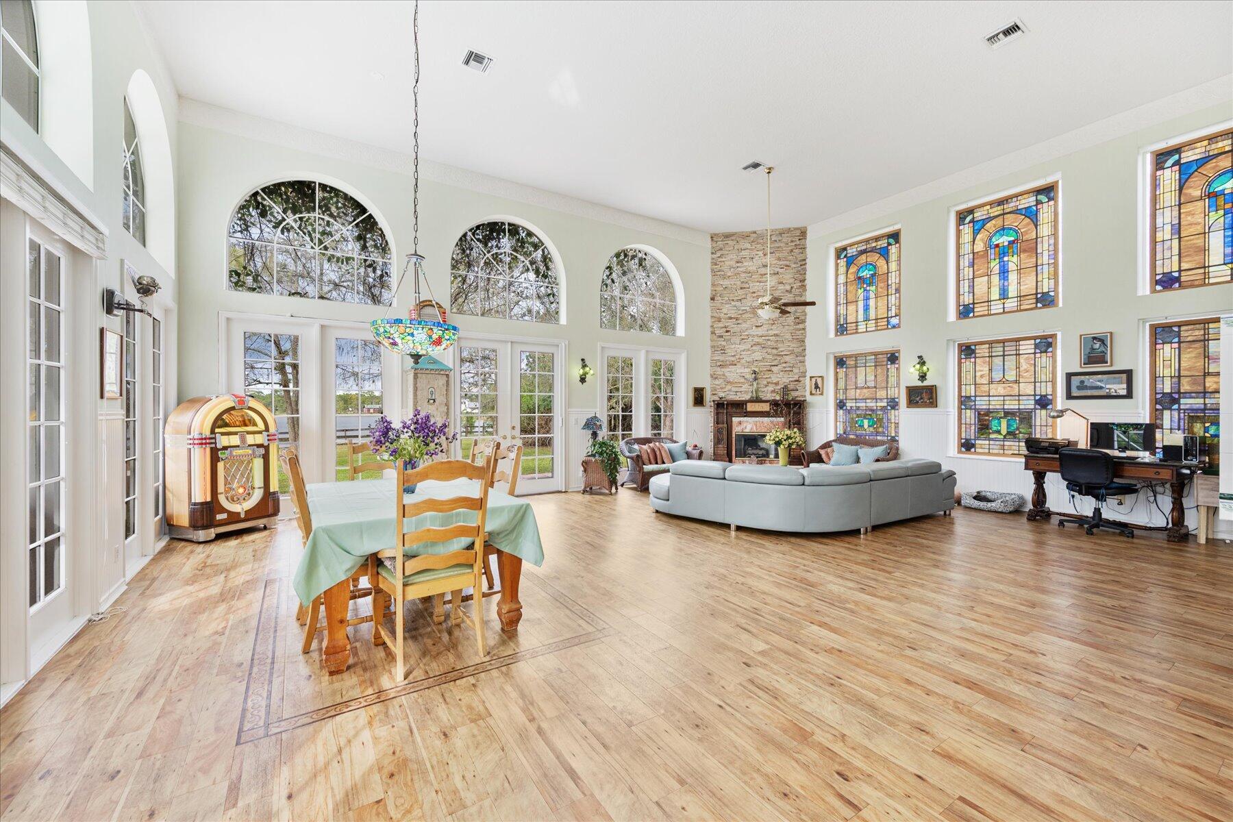 HOMELAND - Residential