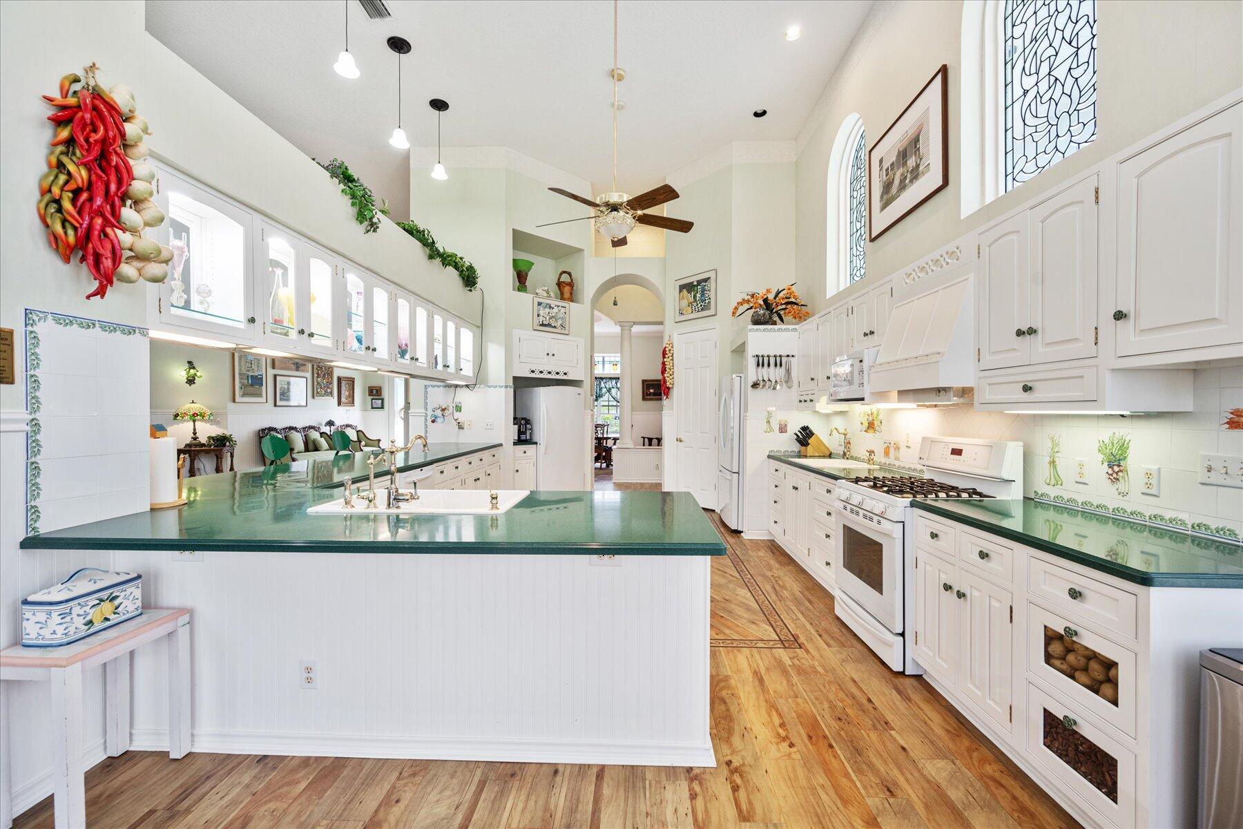 HOMELAND - Residential