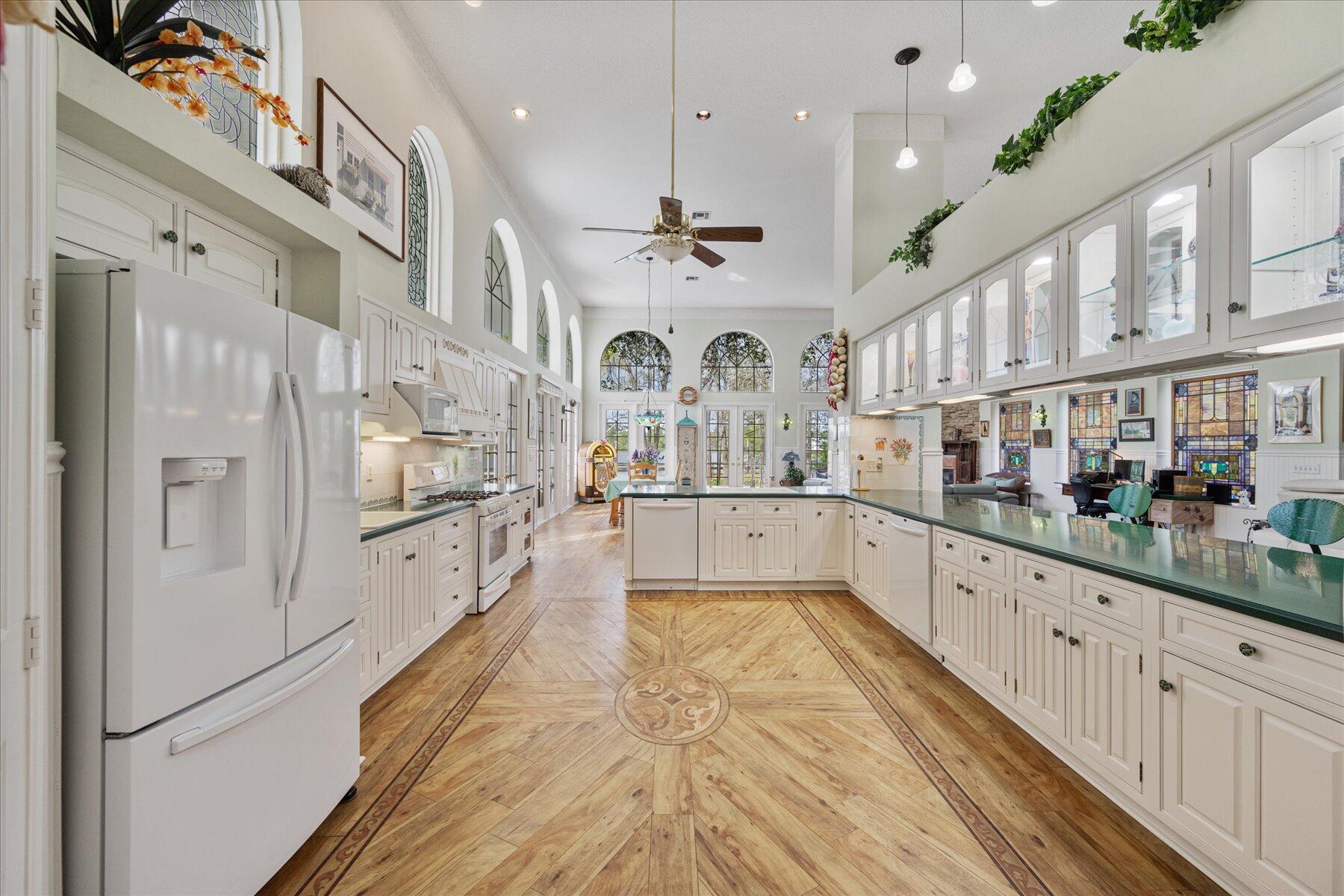 HOMELAND - Residential