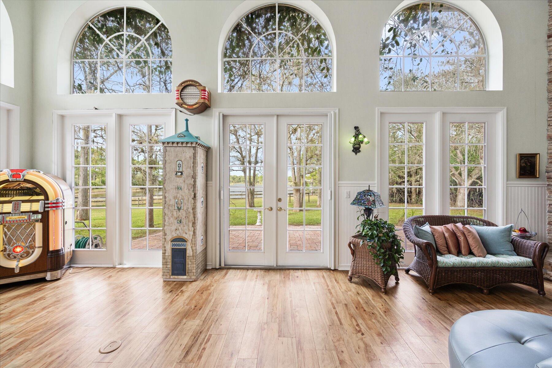 HOMELAND - Residential