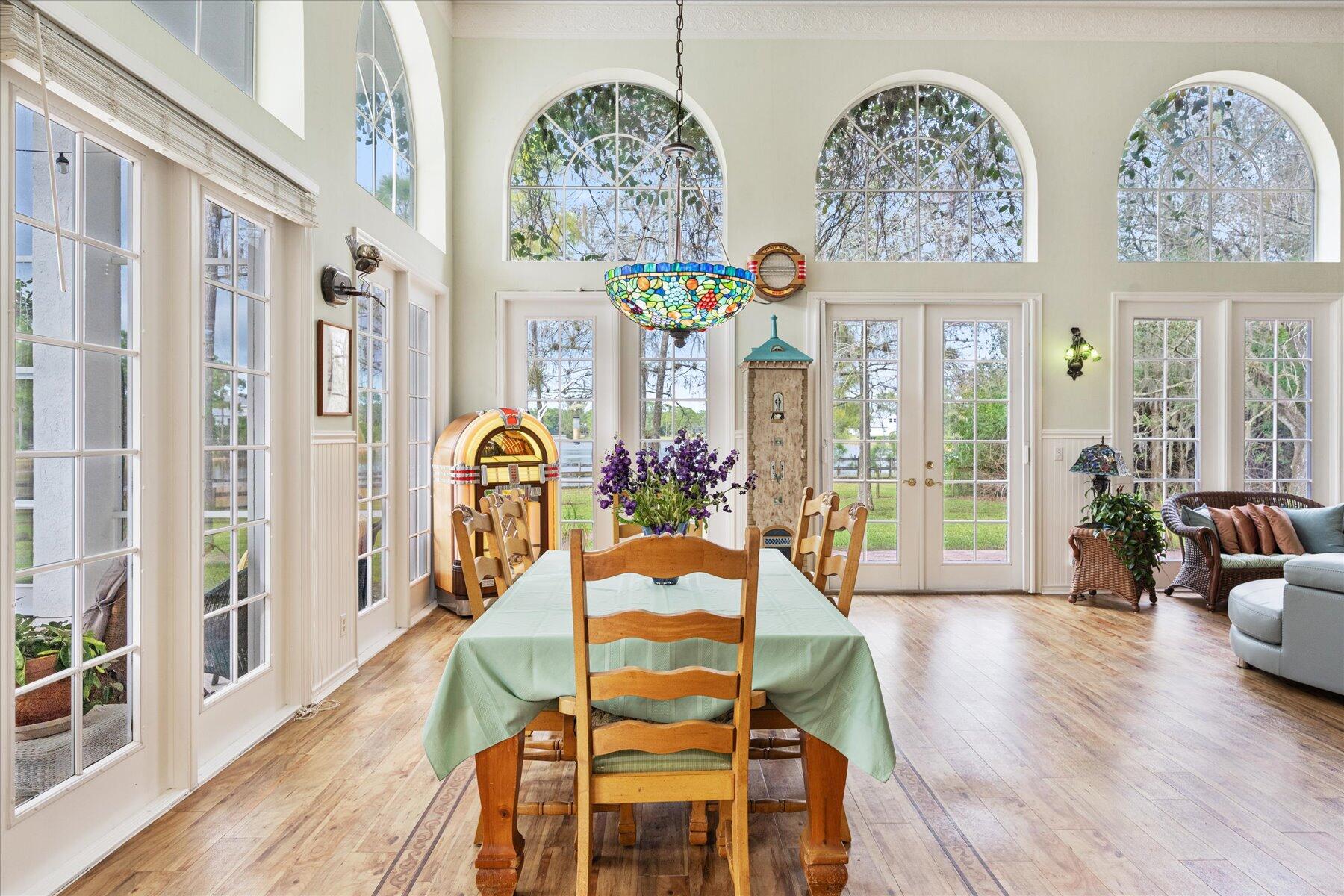 HOMELAND - Residential