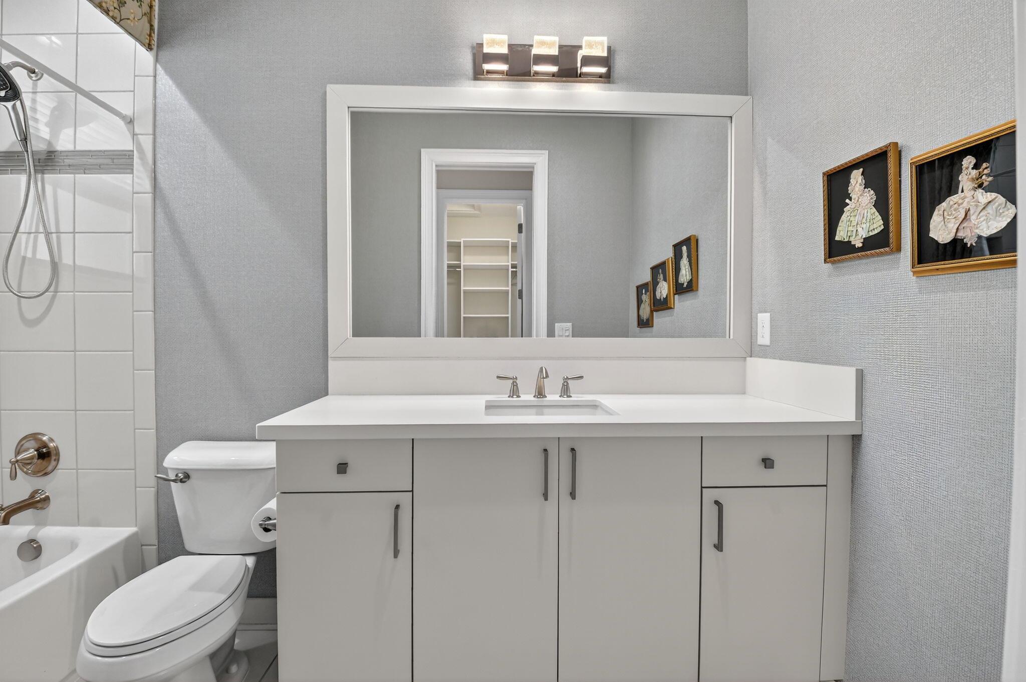 Seven Bridges - Residential