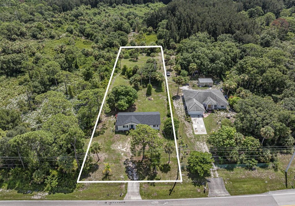 Photo of 8920 66th Avenue, Sebastian, FL 32958 (MLS # R11114772)
