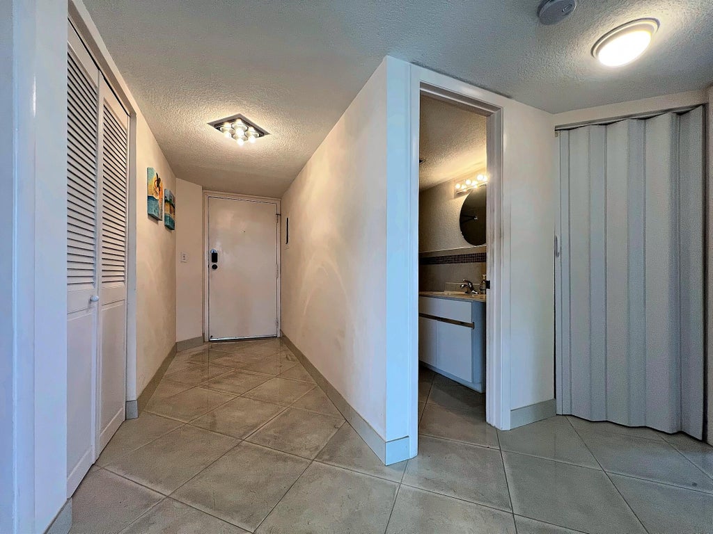 Photo of 1201 RIVER REACH Drive #410, Fort Lauderdale, FL 33315 (MLS # B26081683)