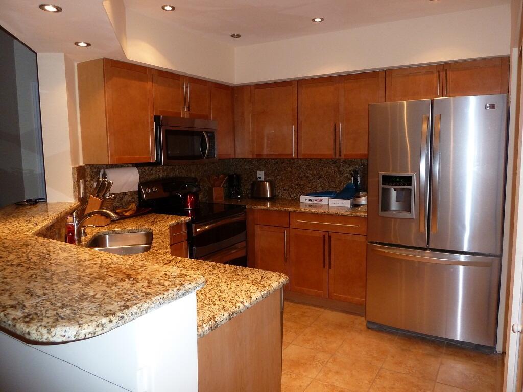 CASABLANCA ISLES CONDO - Residential Lease