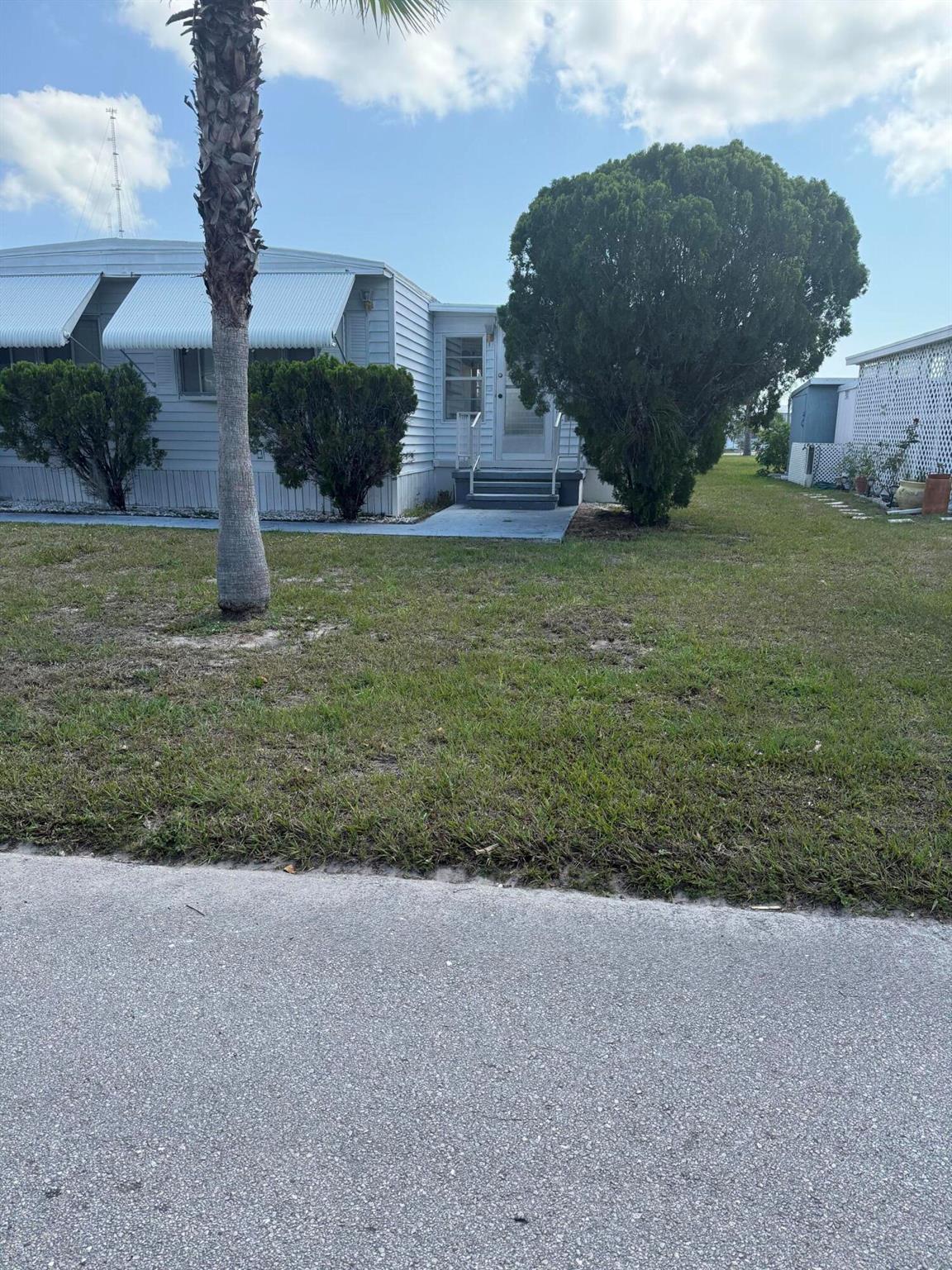 SPANISH LAKES 1 - Residential