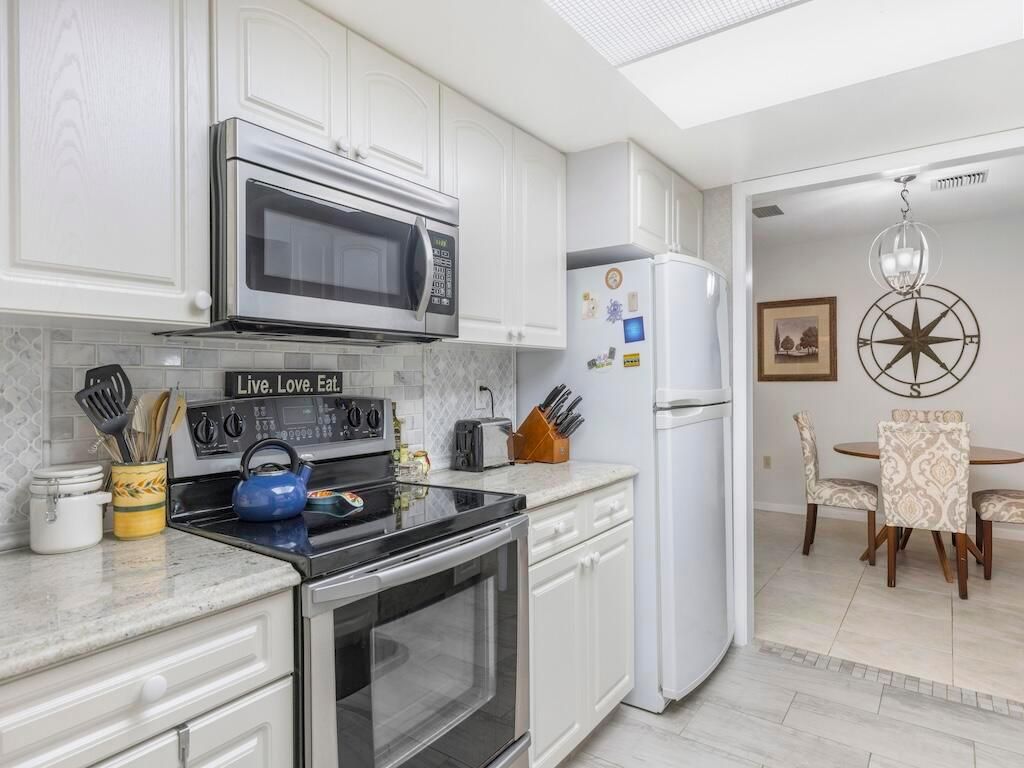 Photo of 7507 Santa Rosa Parkway, Fort Pierce, FL 34951 (MLS # R10996866)