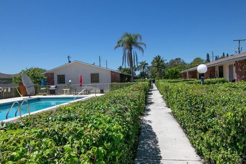 2206 NE 4th Street 1 Boynton Beach FL 33435