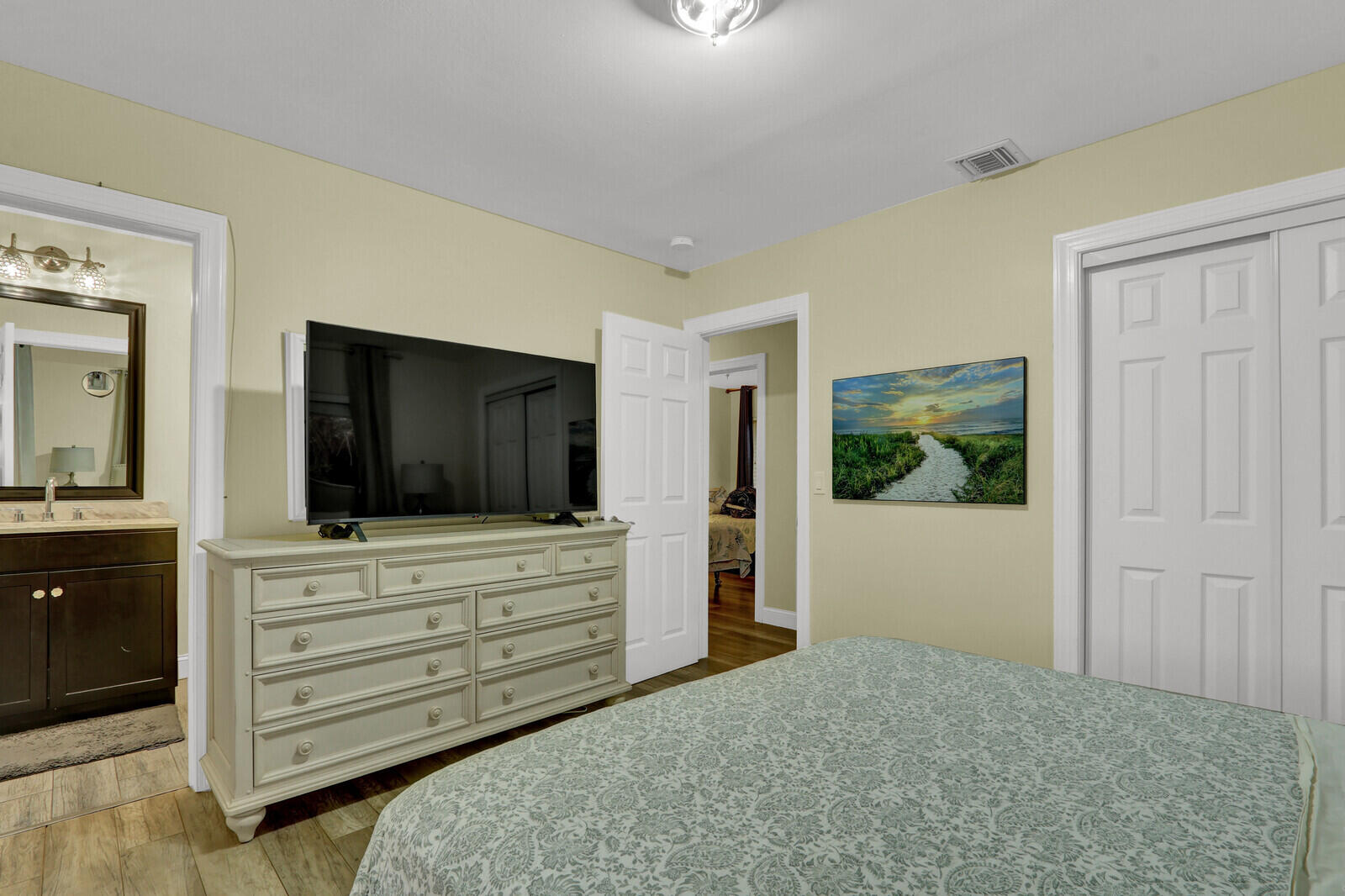 NORTH PALM BEACH- Unincorporated - Residential