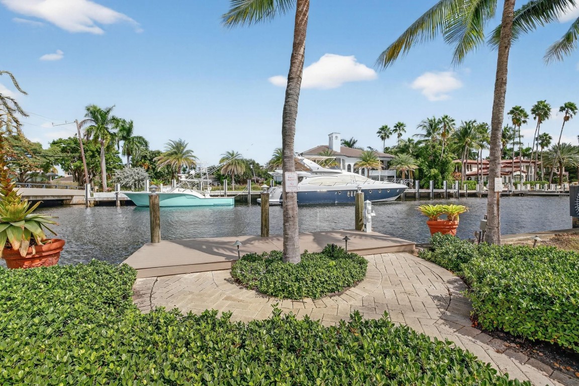 Lauderdale Isles - Residential