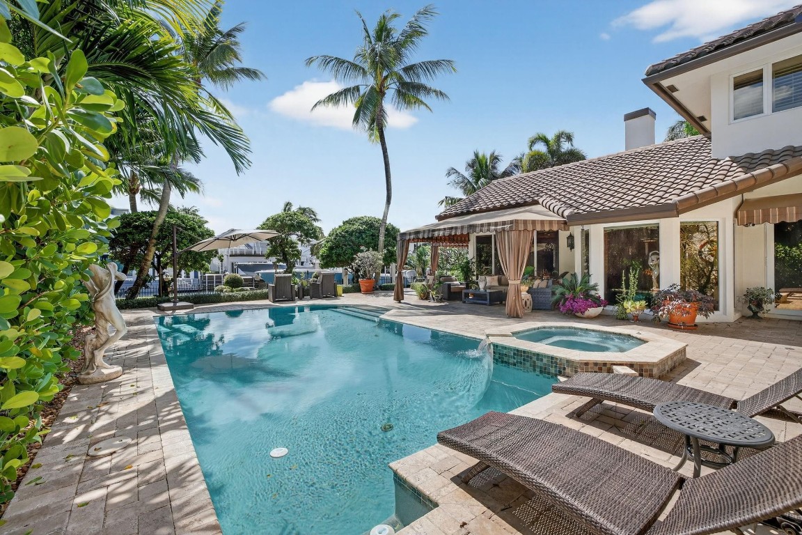 Lauderdale Isles - Residential