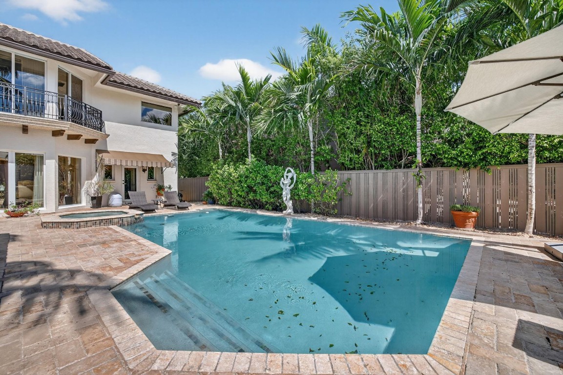 Lauderdale Isles - Residential