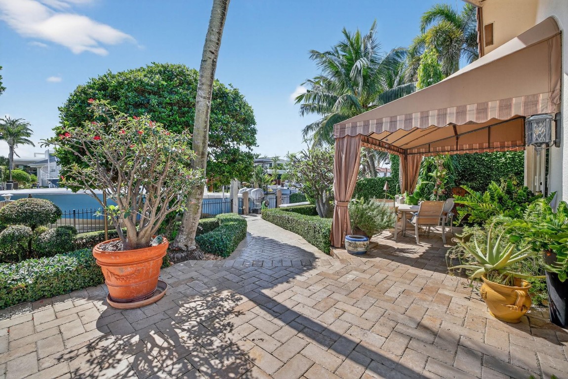 Lauderdale Isles - Residential