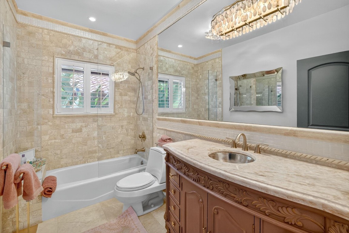 Lauderdale Isles - Residential