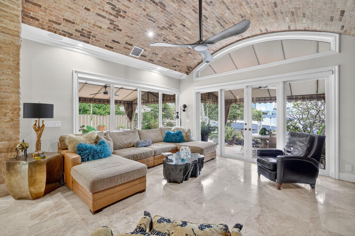 Lauderdale Isles - Residential