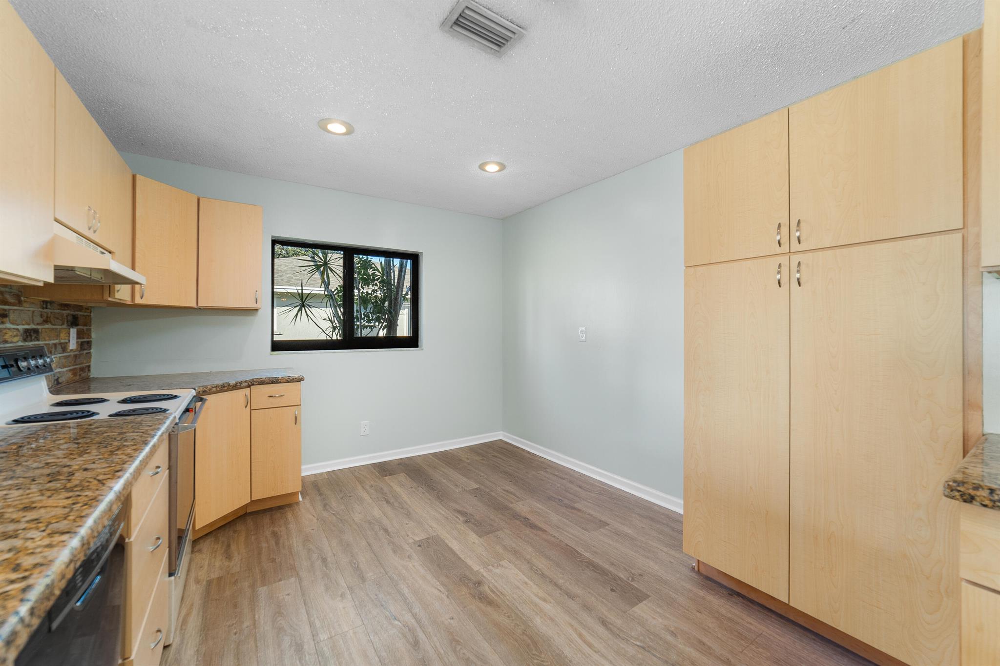 WILLOWS - Residential