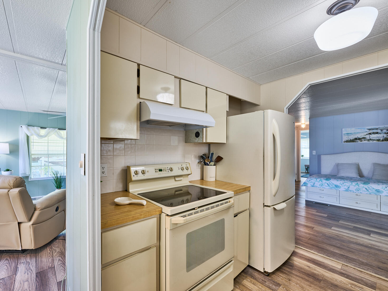 CAMBRIDGE AT HERITAGE RIDGE - Residential