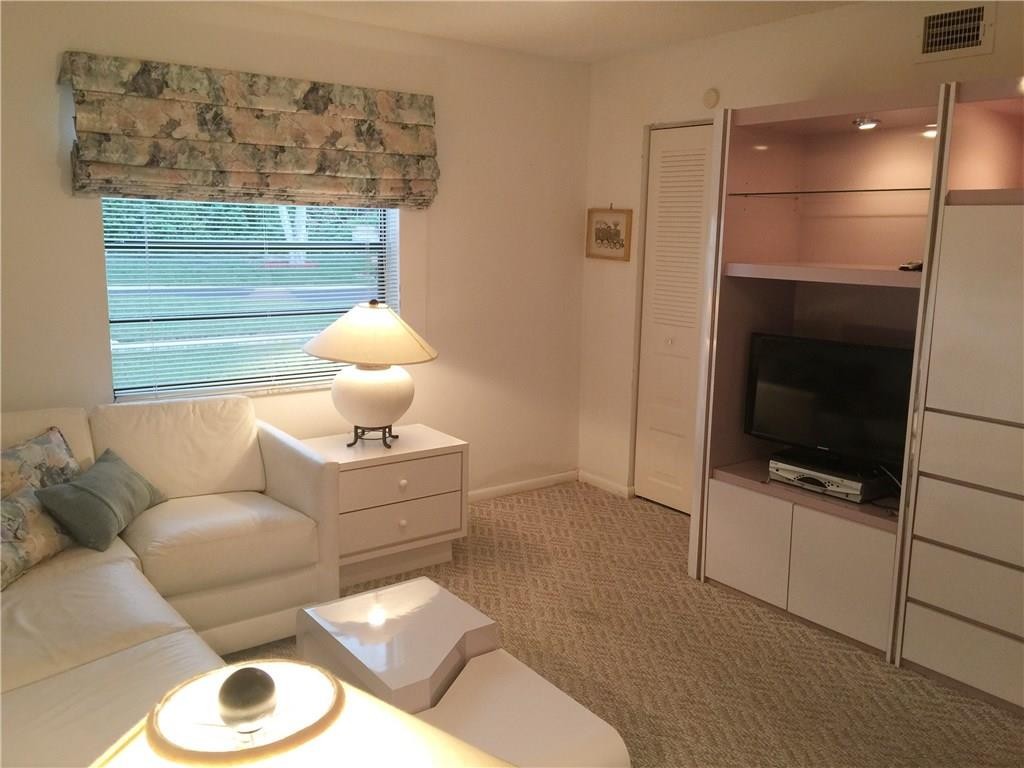 Glades of Boca Lago - Residential