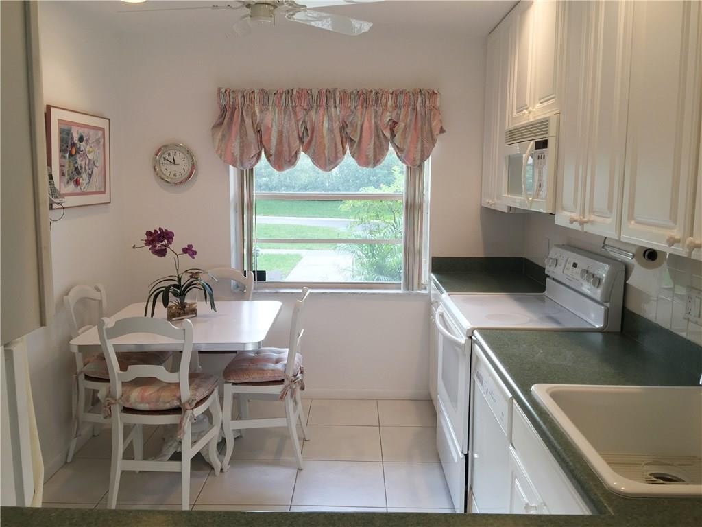 Glades of Boca Lago - Residential