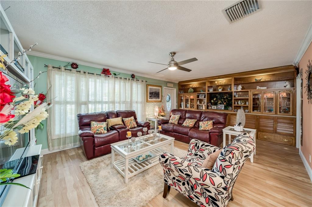 Mainlands Of Tamarac Lake - Residential