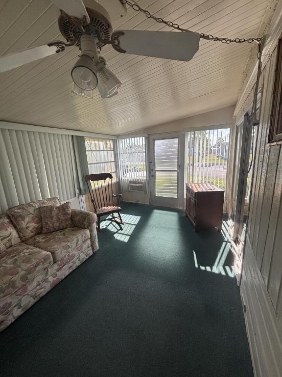 Spanish Lakes One - Residential