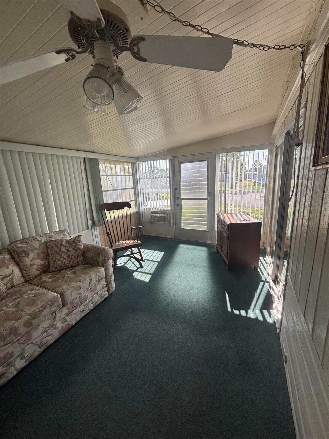 Spanish Lakes One - Residential