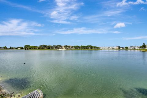 20 Somerset A West Palm Beach FL 33417