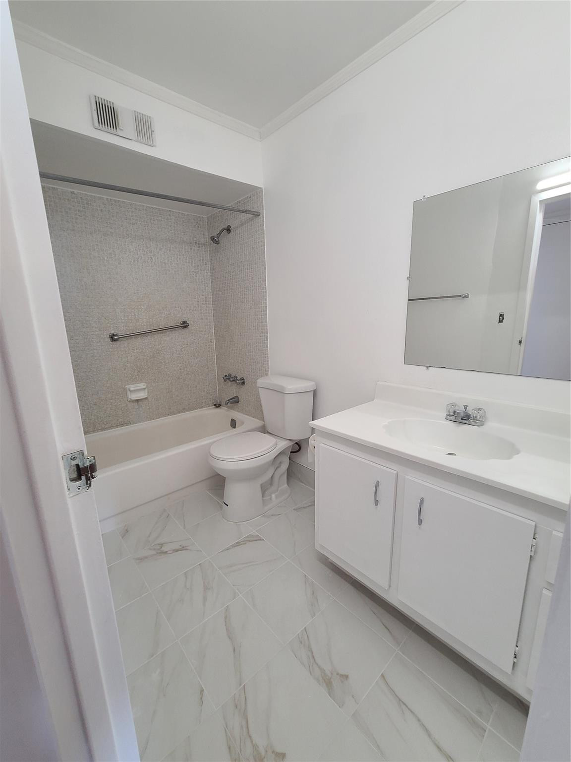 1810 SW 81st Avenue 2400