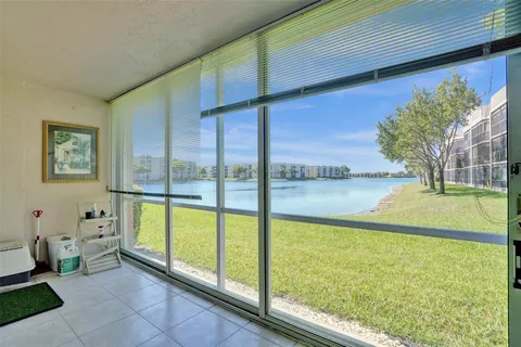 7412 Granville Dr Unit 112, Fort Lauderdale, FL MLS: F10504147