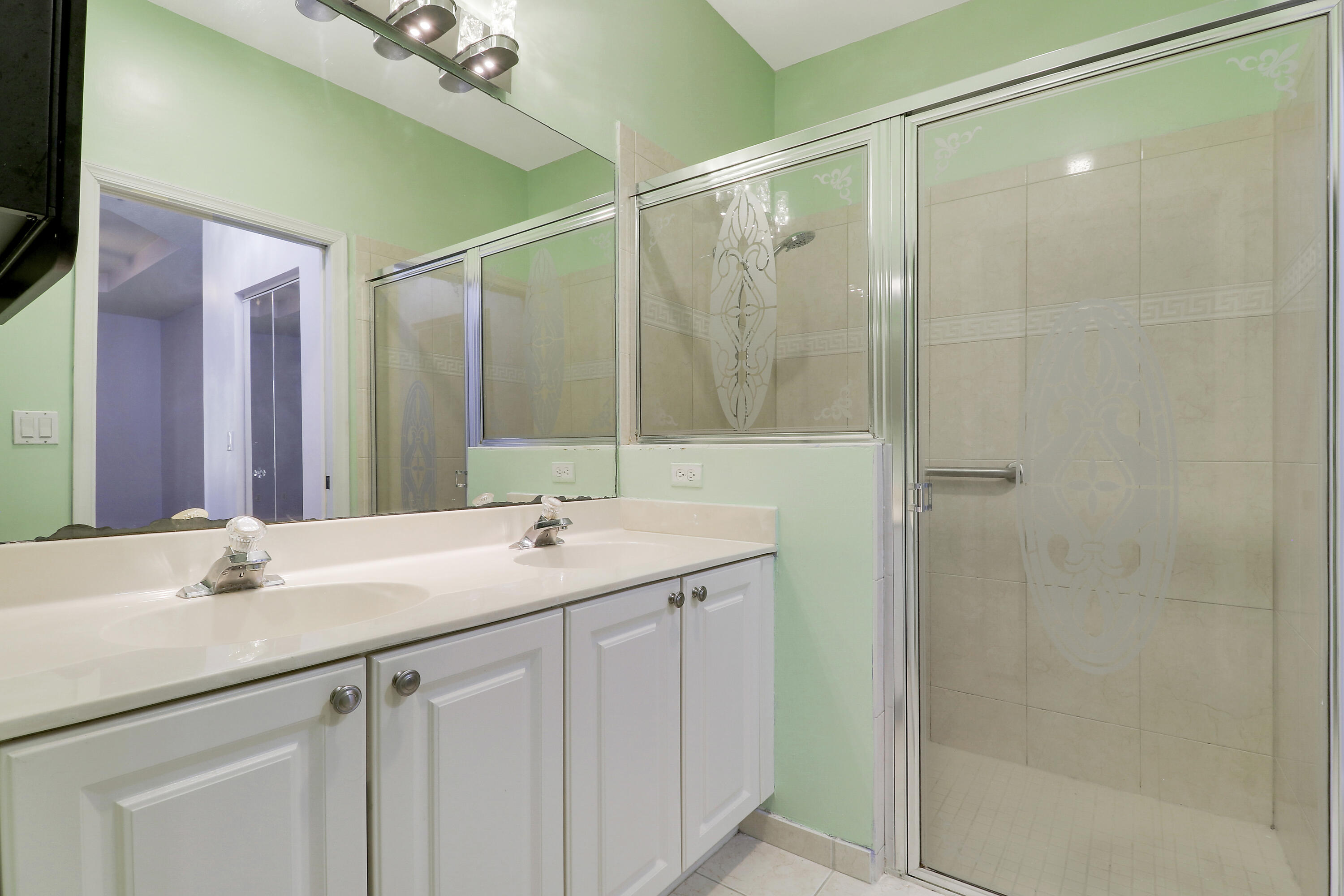 ANDROS ISLE PAR F - Residential