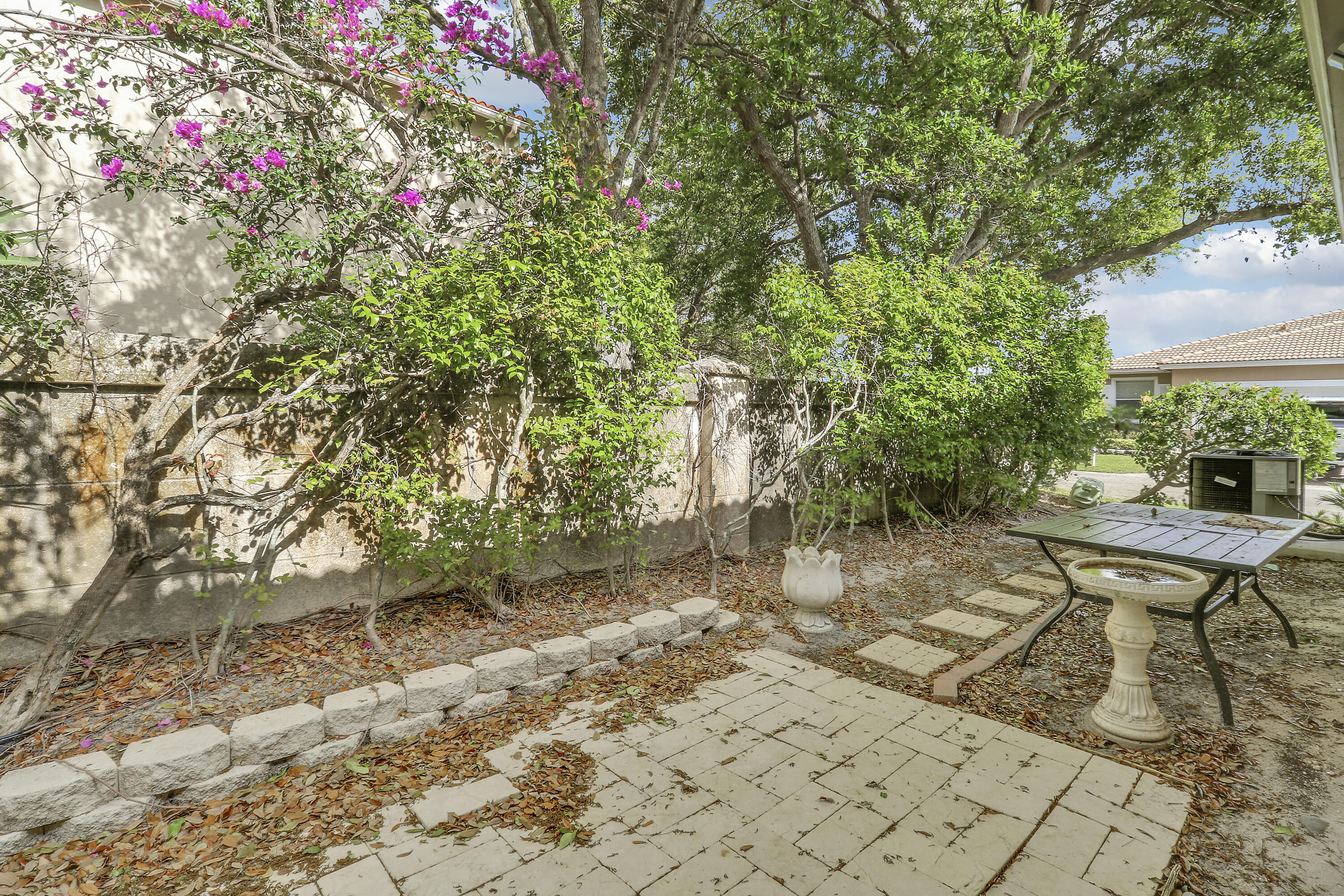 ANDROS ISLE PAR F - Residential