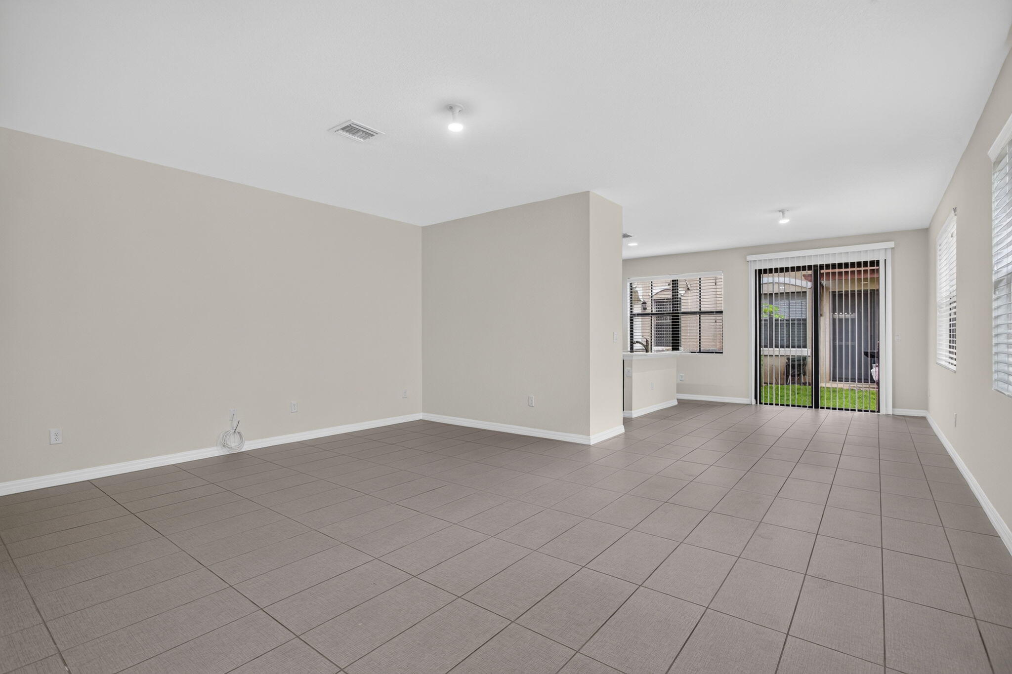 1023 NW 33RD Court
