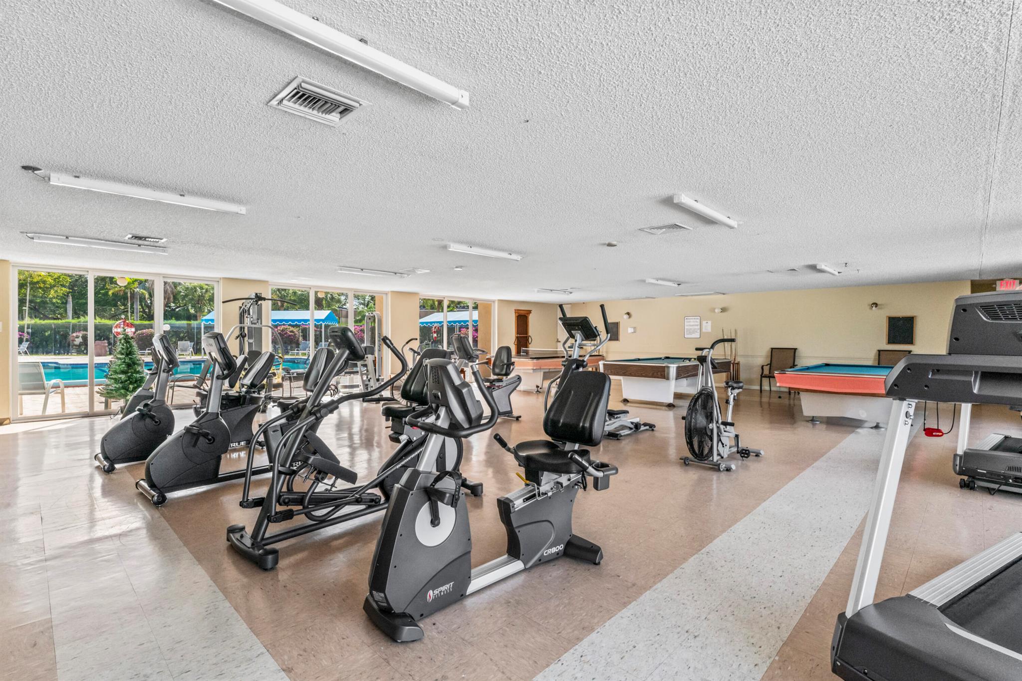 LAKESIDE VILLAGE CONDO 10 - Residential