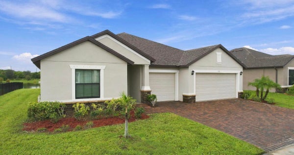 135 56TH CT, VERO BEACH, FL 32968 - Image 7efedee0daf355efaf1da51c6e095f28/52570697