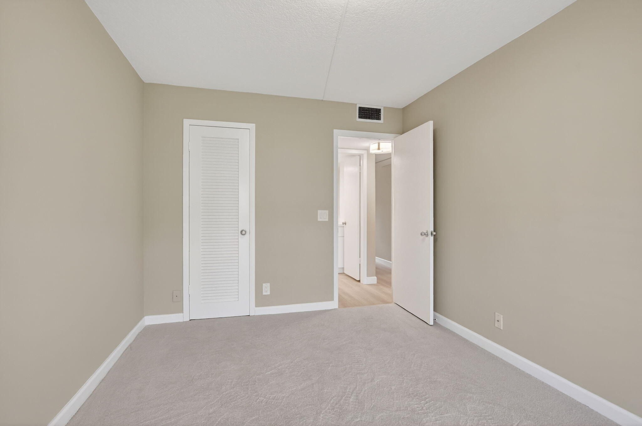 BRIGHTON AT CENTURY VILLAGE CONDO - Residential Lease