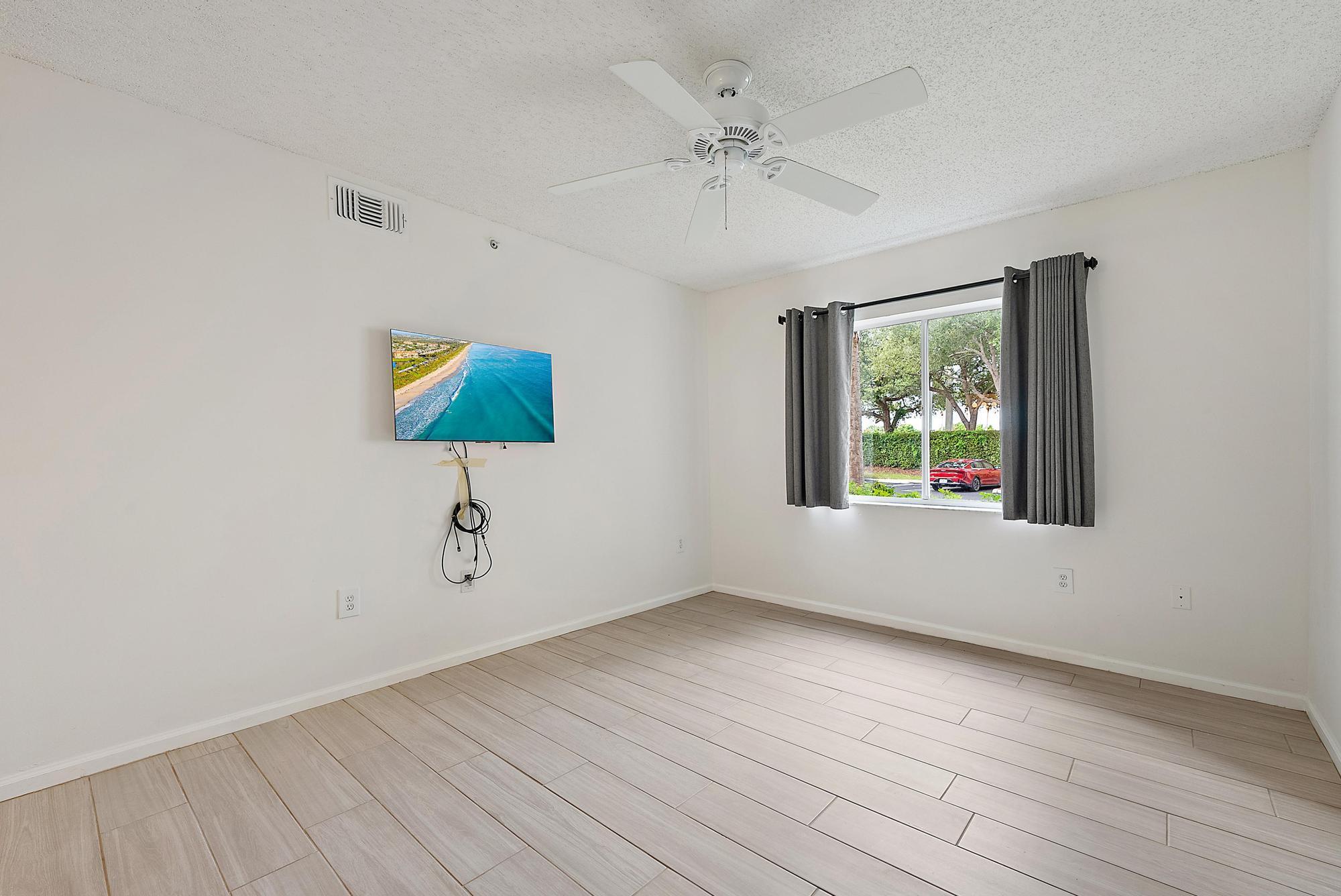 LIGHTHOUSE COVE AT TEQUES - Residential