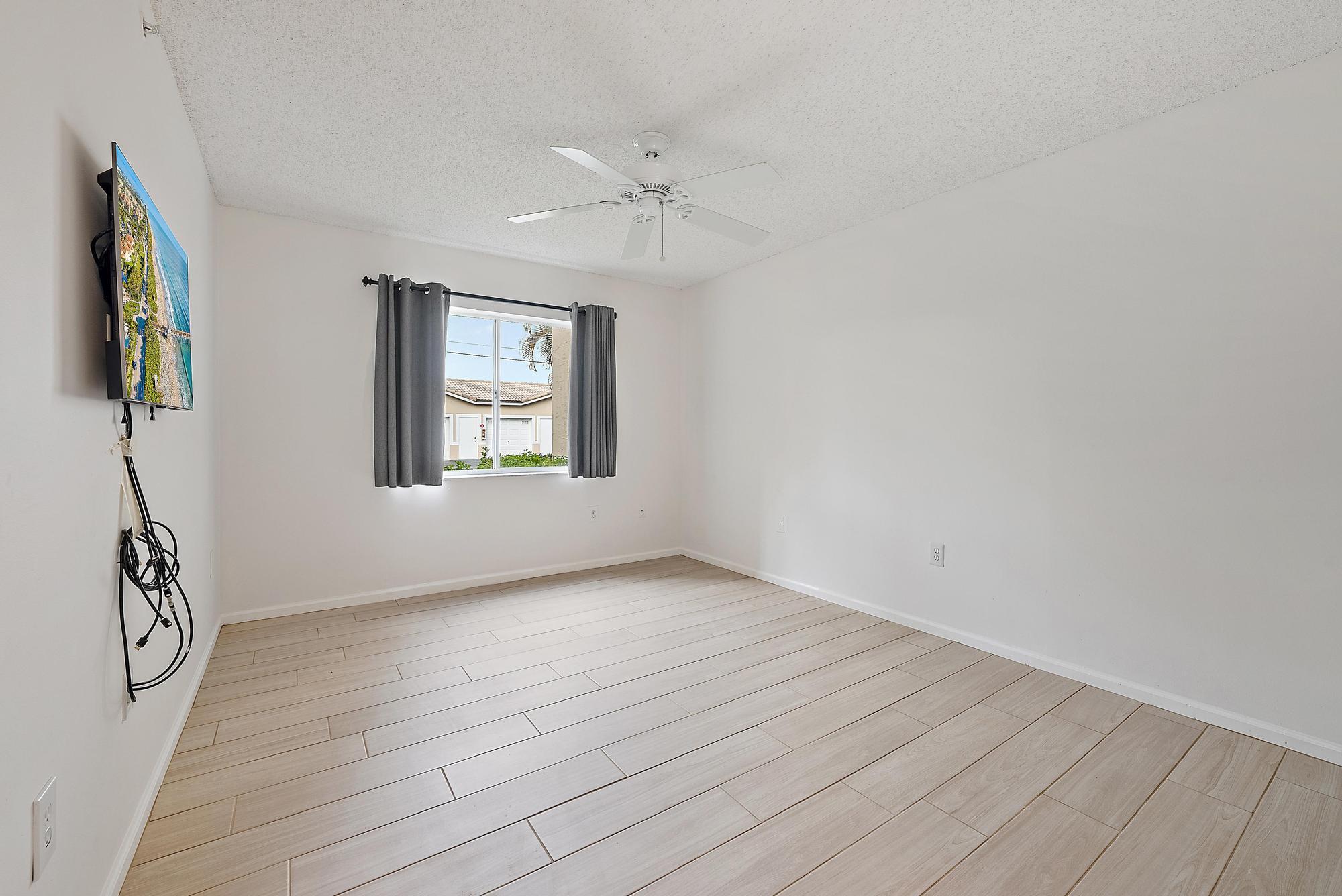 LIGHTHOUSE COVE AT TEQUES - Residential