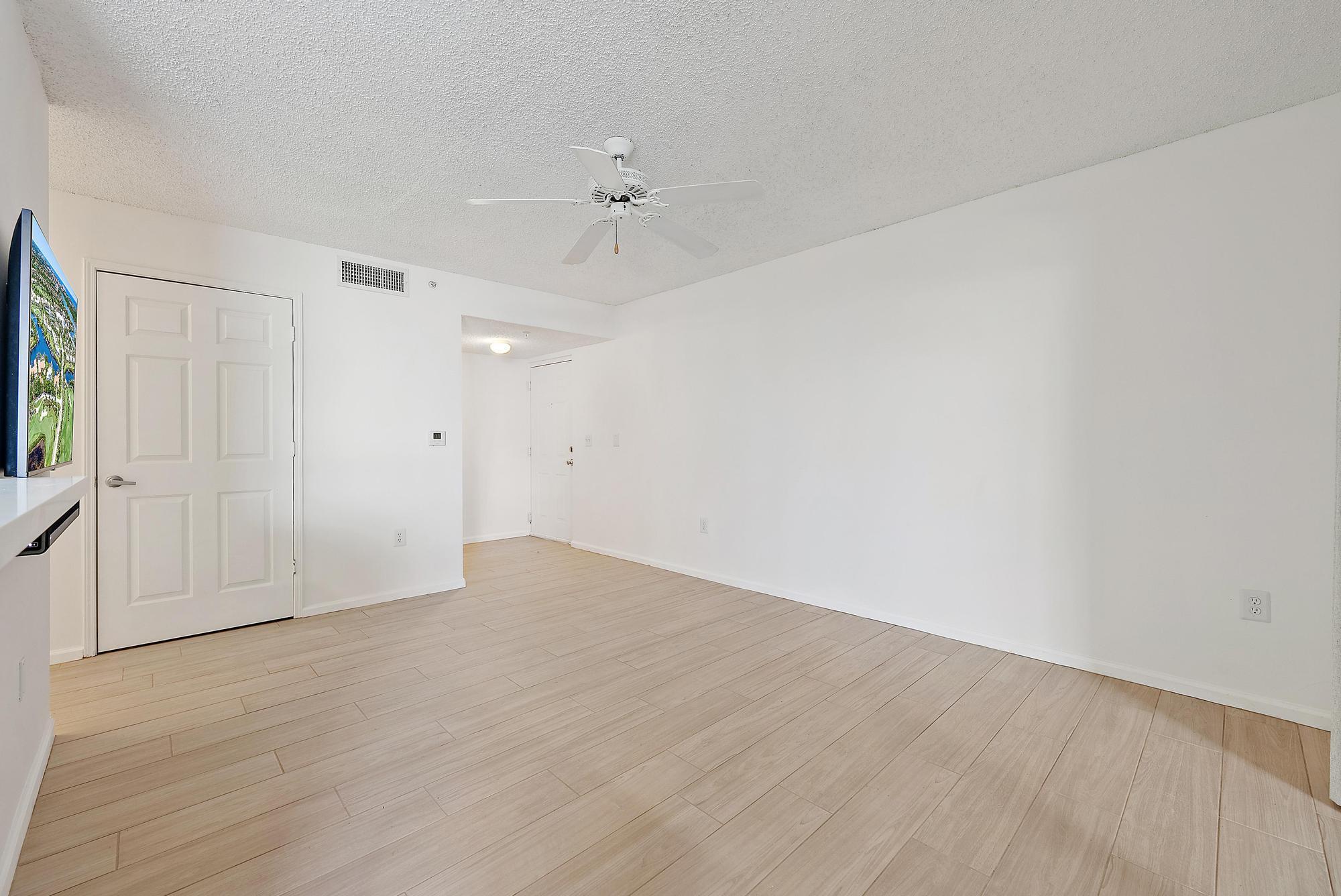 LIGHTHOUSE COVE AT TEQUES - Residential