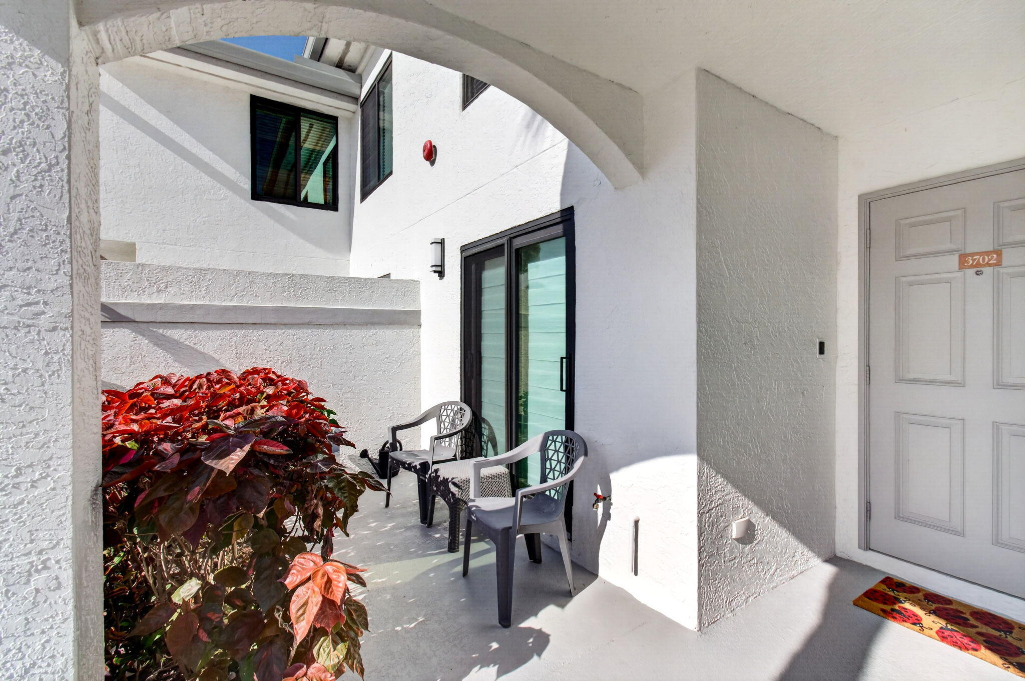 Properties | Stephanie Kaufman 15782 Loch Maree Lane 3702