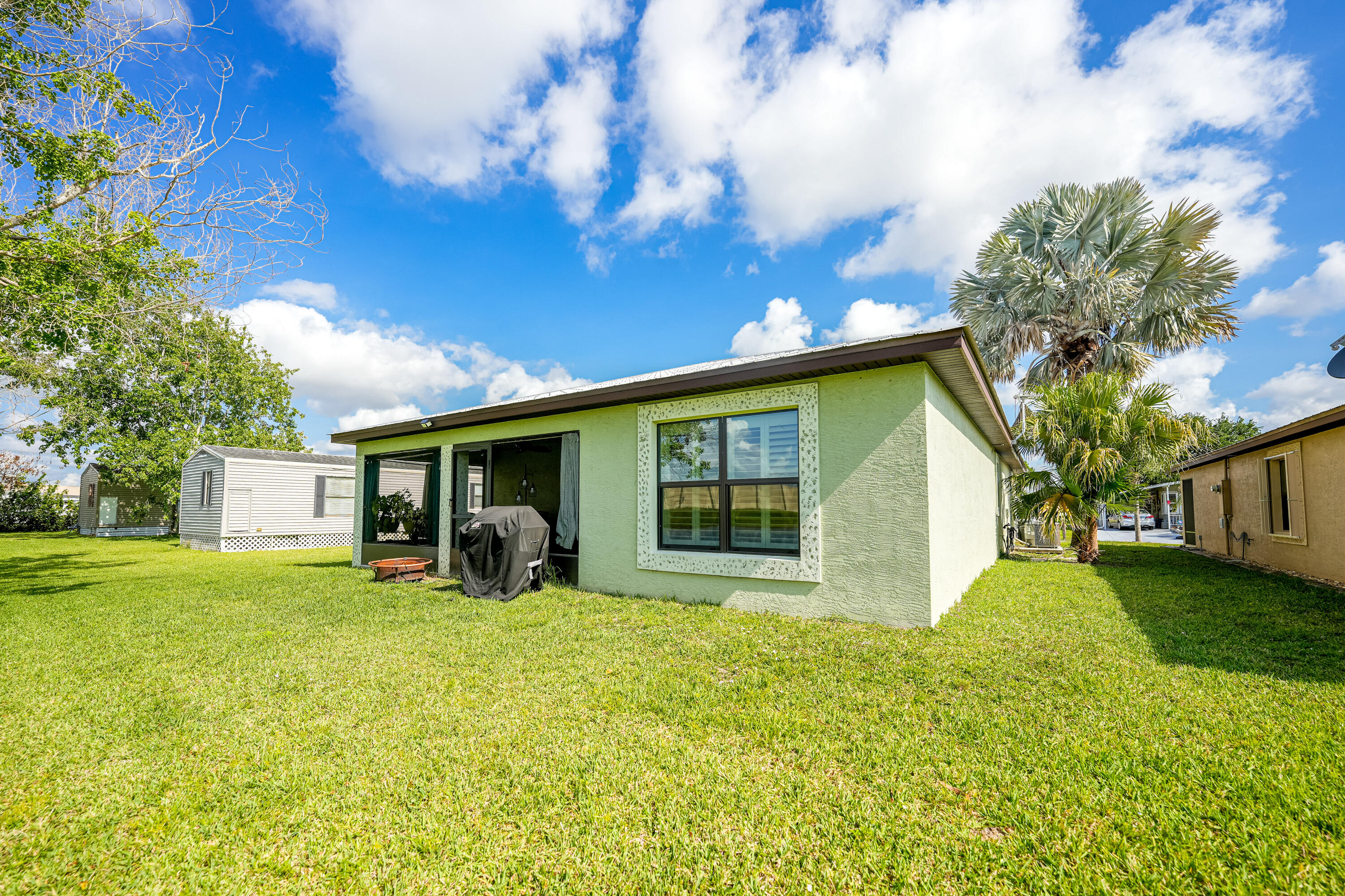 SPANISH LAKES FAIRWAYS LEASEHOLD ESTATES - Residential