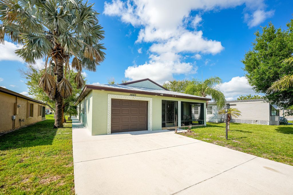 Photo of 14563 Dalia Avenue, Fort Pierce, FL 34951 (MLS # B26020825)