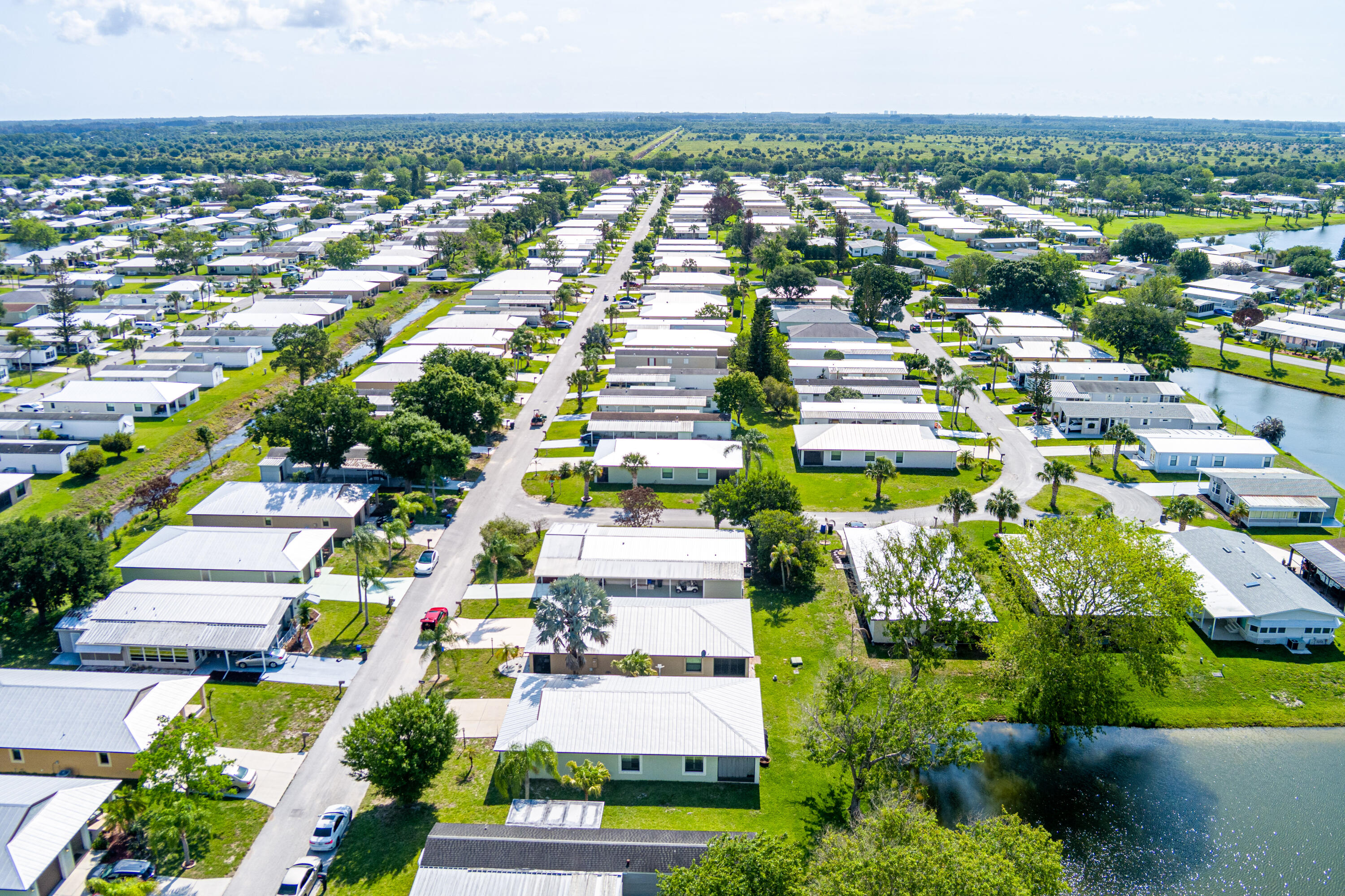 SPANISH LAKES FAIRWAYS LEASEHOLD ESTATES - Residential