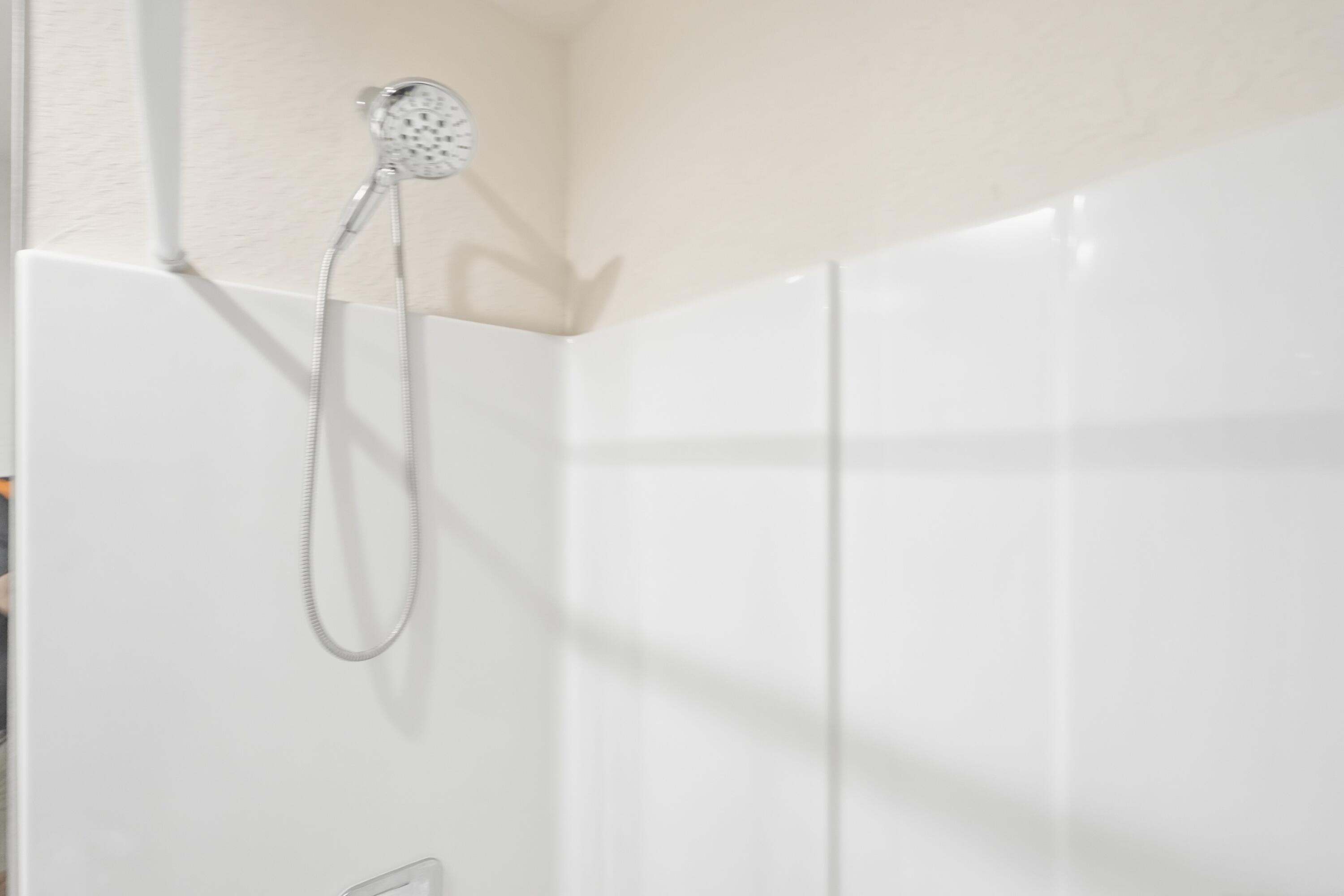 SPANISH LAKES FAIRWAYS LEASEHOLD ESTATES - Residential