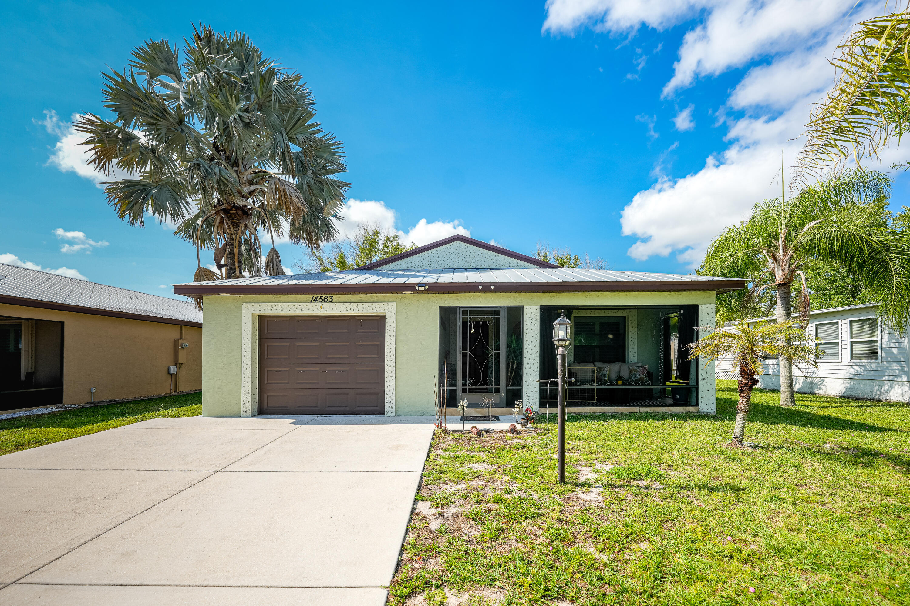 SPANISH LAKES FAIRWAYS LEASEHOLD ESTATES - Residential