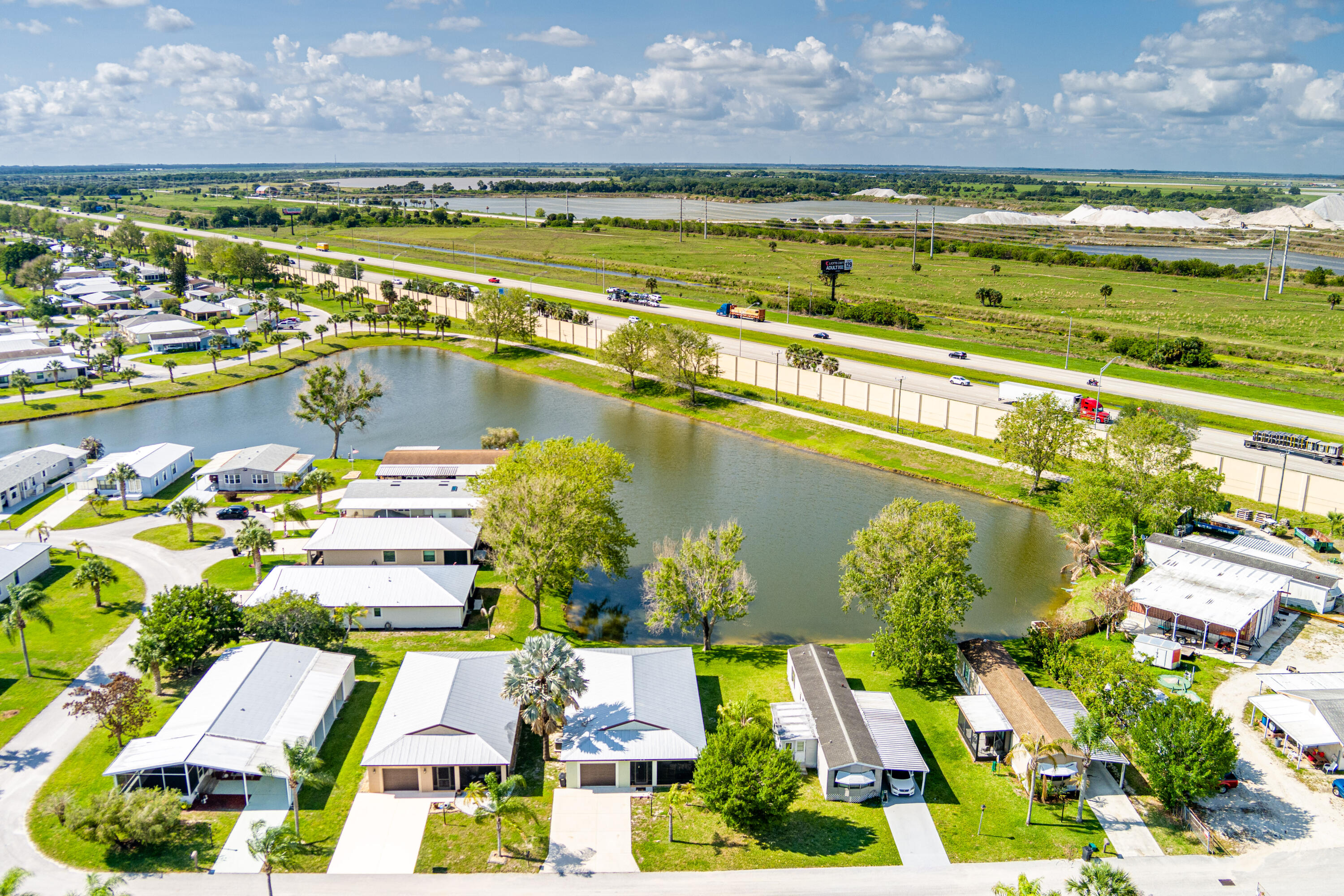 SPANISH LAKES FAIRWAYS LEASEHOLD ESTATES - Residential