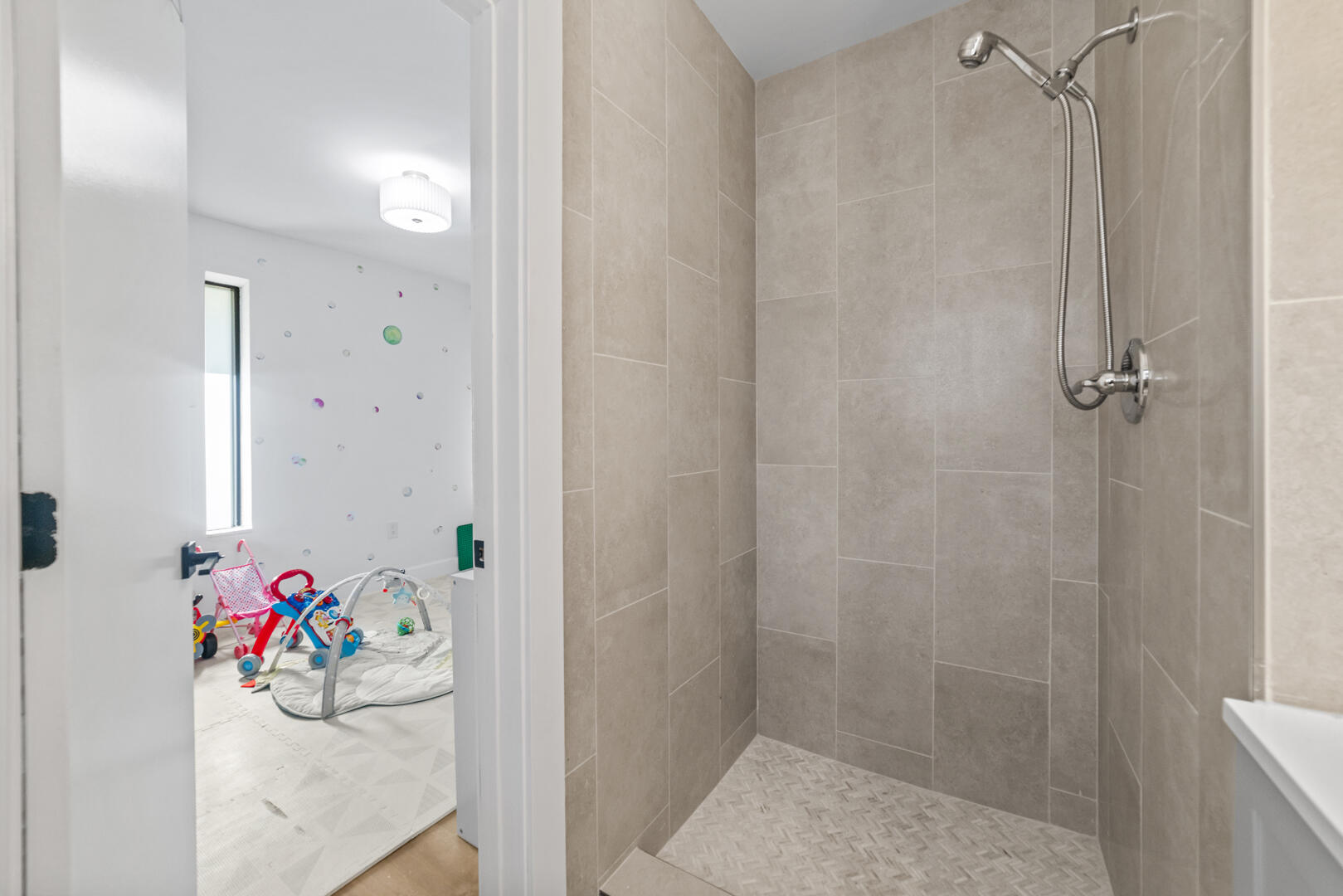 COUNTY SQUIRE ESTATES SEC B - Residential