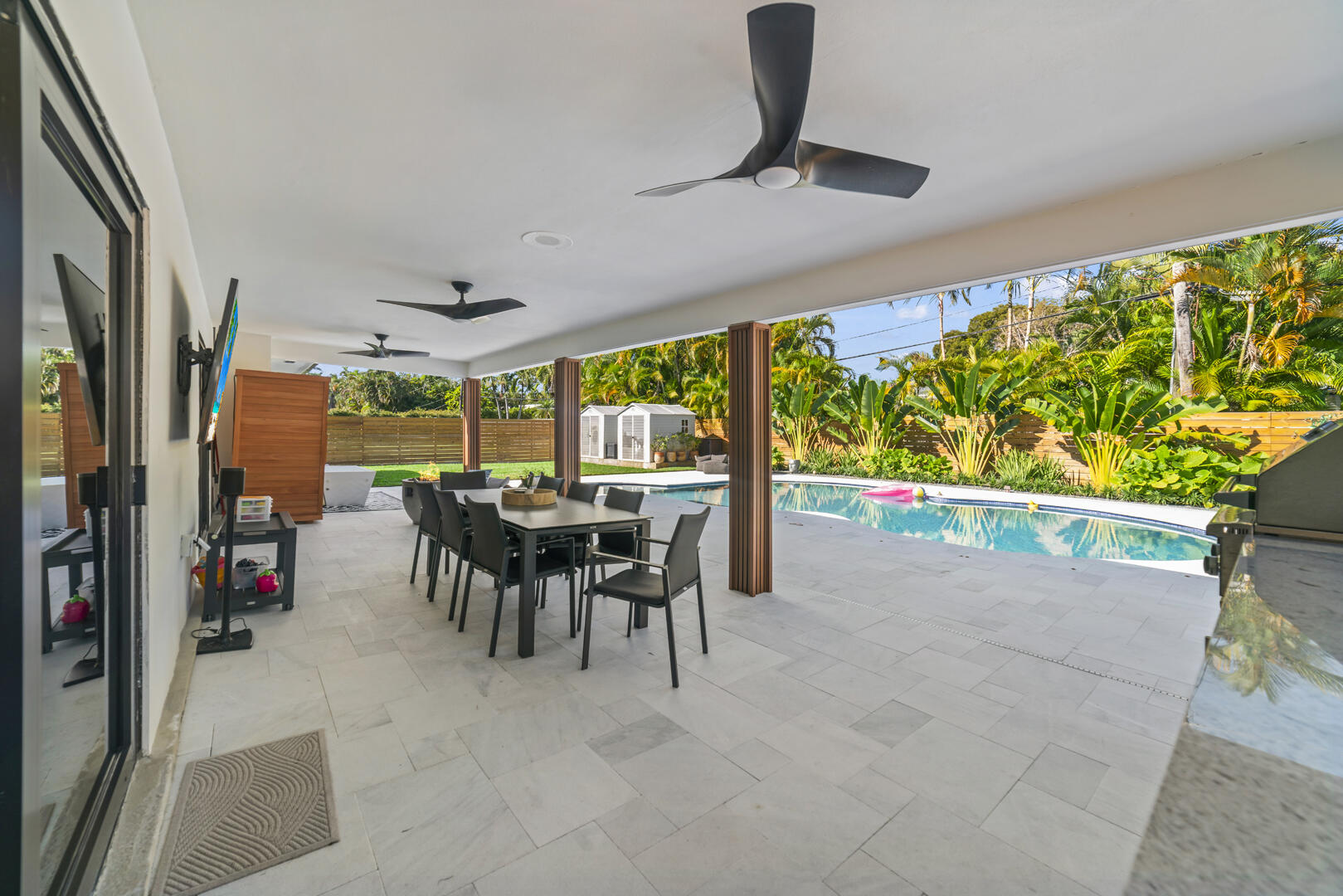 COUNTY SQUIRE ESTATES SEC B - Residential