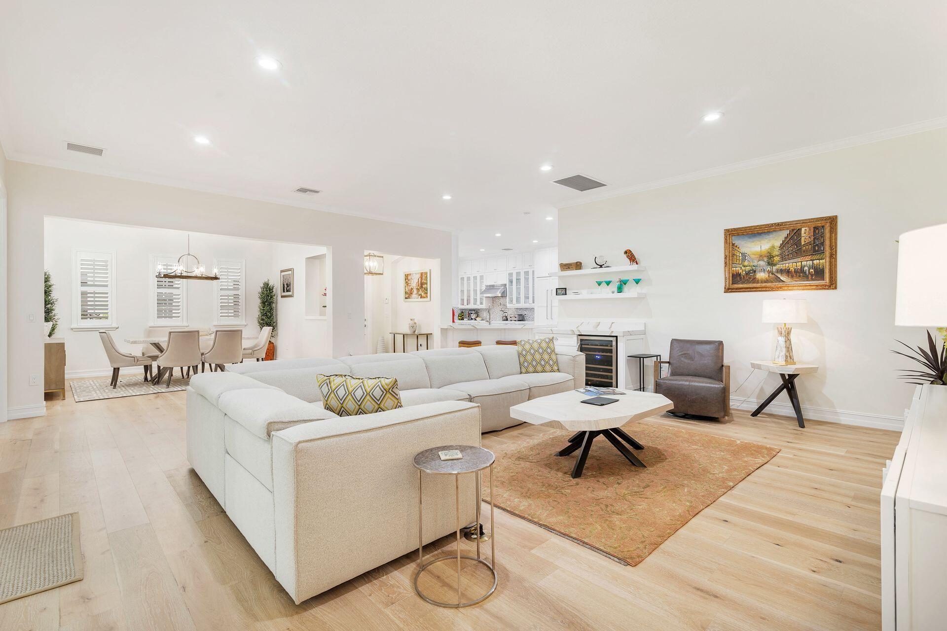 341 Chambord Terrace