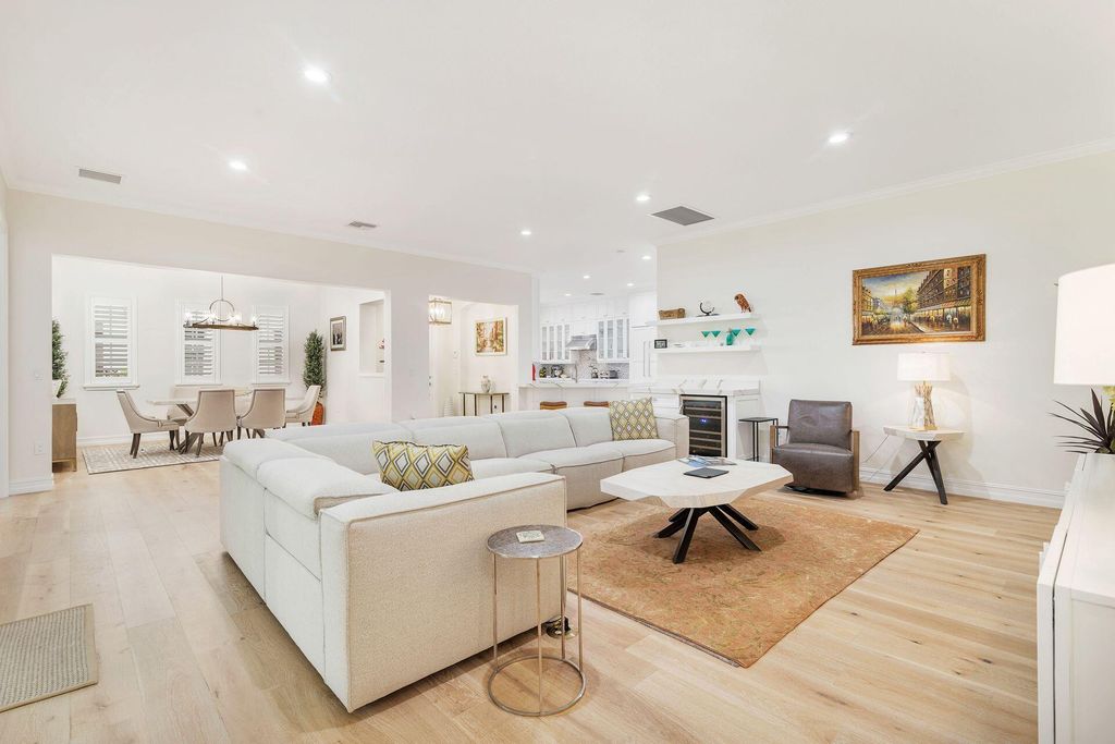 Photo of 341 Chambord Terrace, Palm Beach Gardens, FL 33410 (MLS # R11083321)