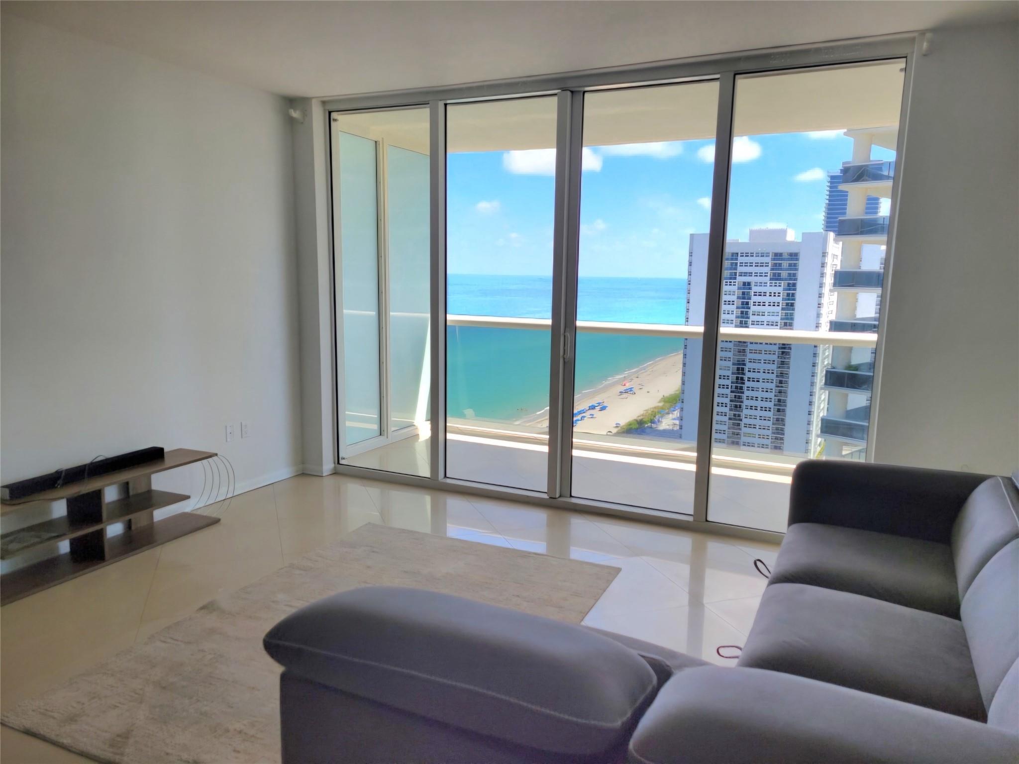 1830 S Ocean Dr 2005